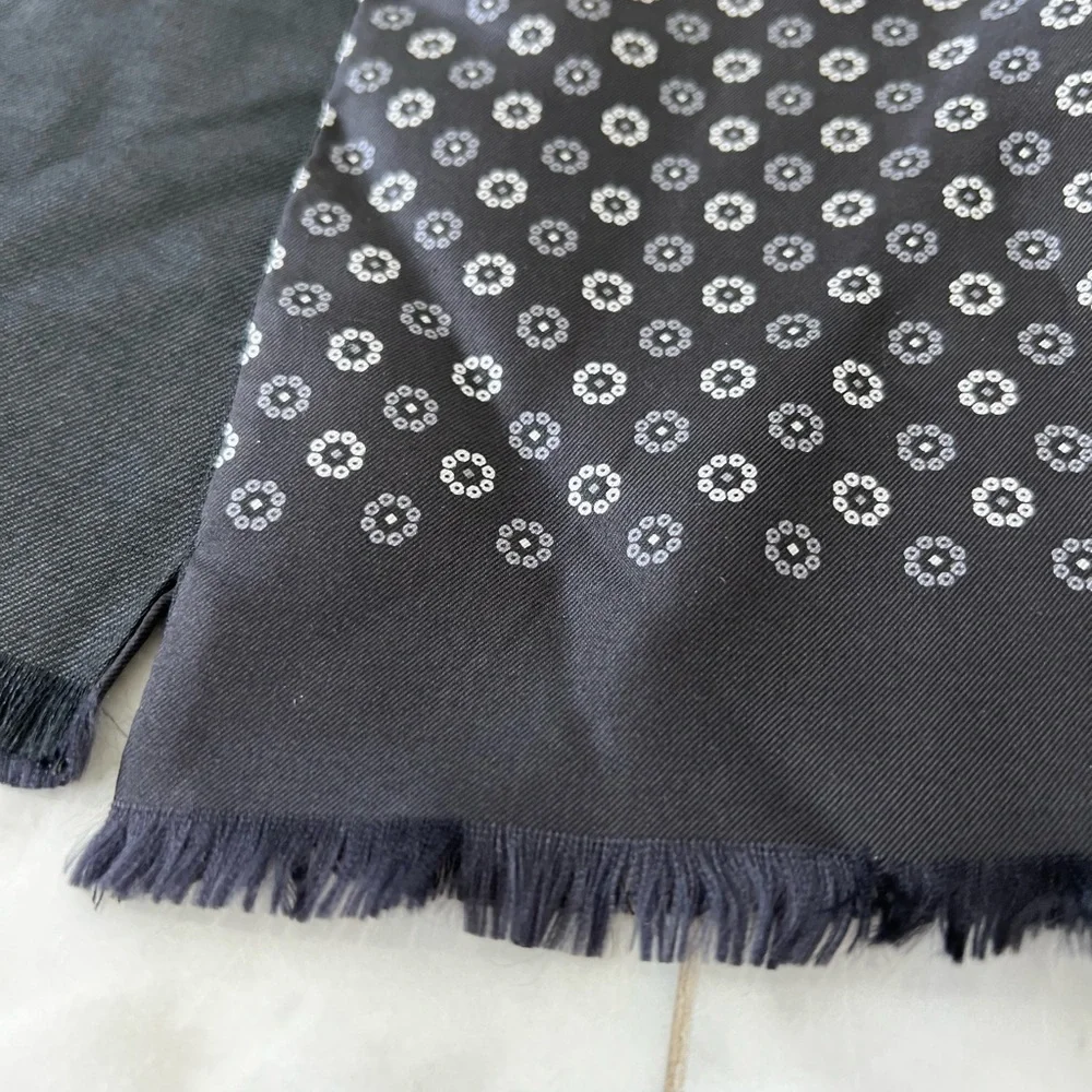 Saks Fifth Avenue 100% Wool Floral Patterned Black Scarf